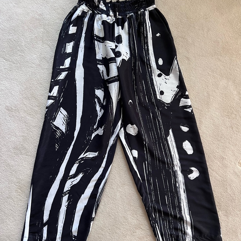 Diarrablu Monochrome Abstract Wide Leg Pants